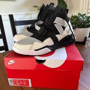 Air Force 270 Utility 'Black Sail'